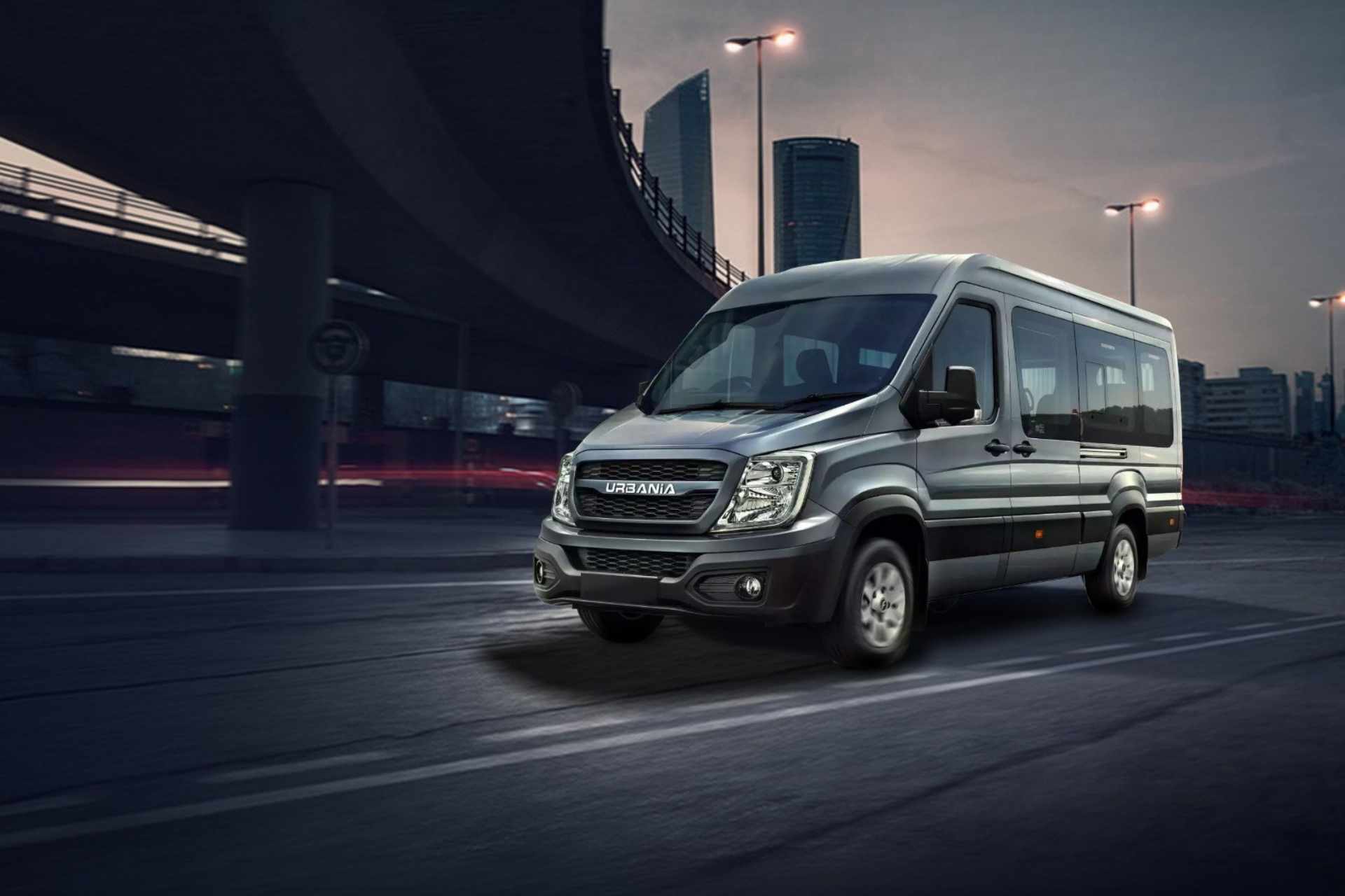 Force Urbania cab service in Indore